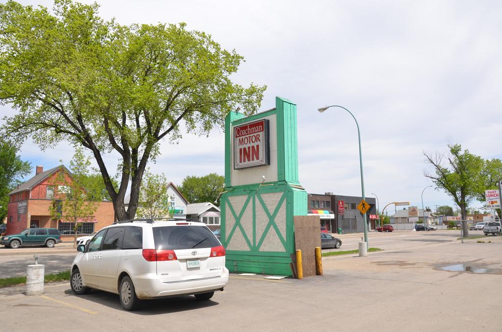 Coachman Inn Regina Exterior photo