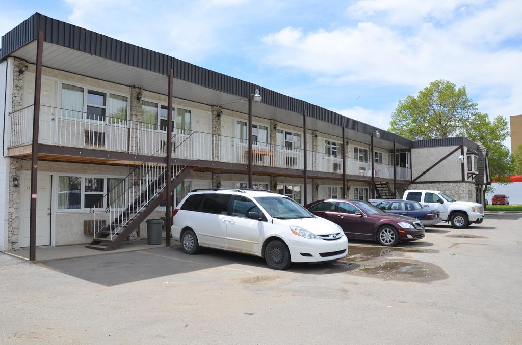 Coachman Inn Regina Exterior photo